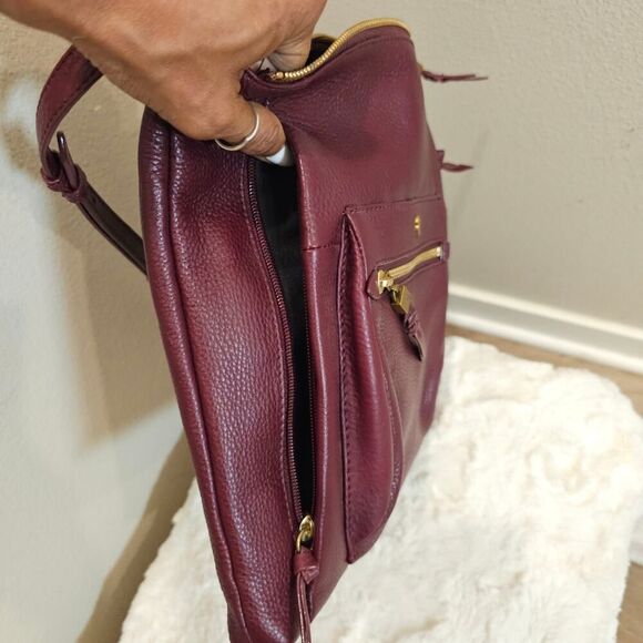 Elliott Lucca Burgandy Leather Crossbody with Chain Strap - Picture 13 of 14